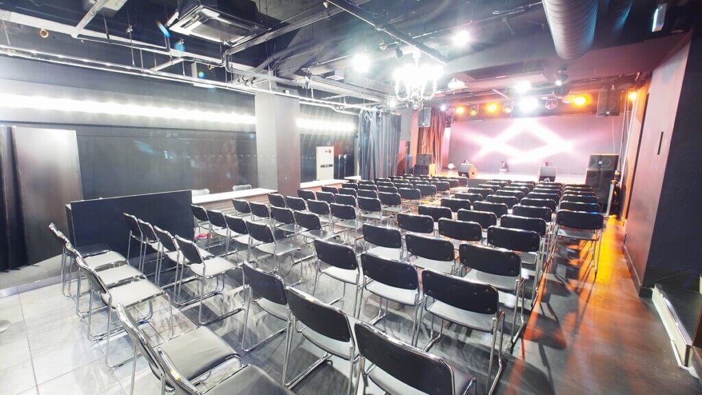 イベントスペース・イベントホール・イベント会場のレイアウト例。イベントスペースのステージ