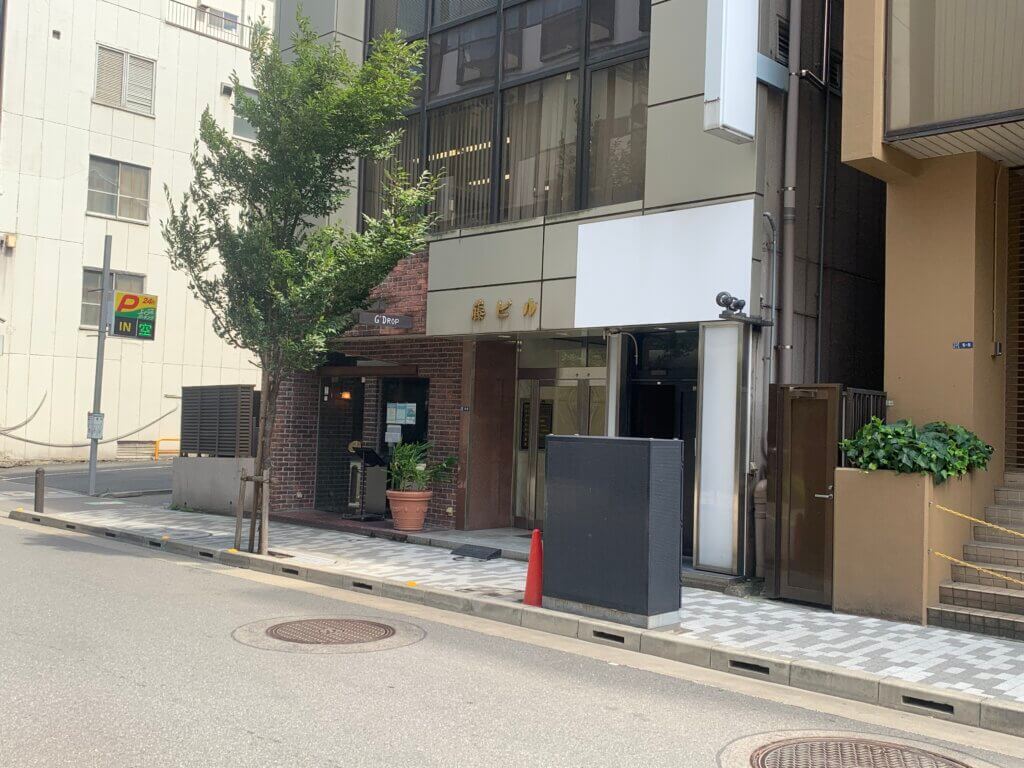 神田駅から徒歩３分！利便性抜群のライブハウス